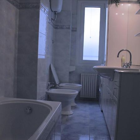 Aparthotel Tourist House Roma Camera foto