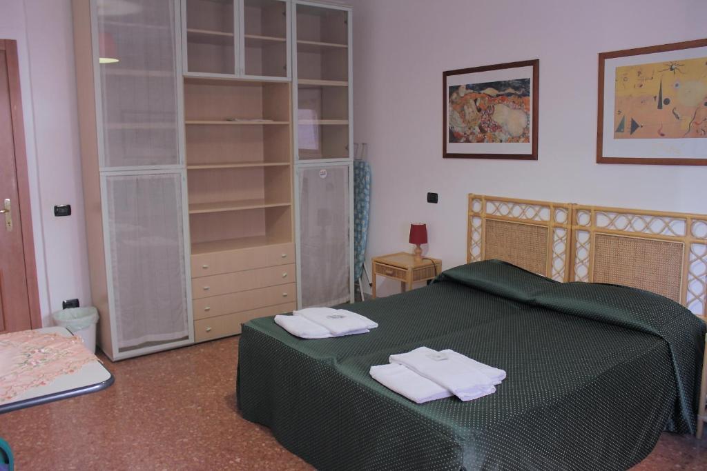 Aparthotel Tourist House Roma Camera foto