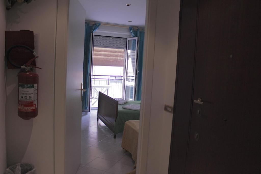 Aparthotel Tourist House Roma Camera foto