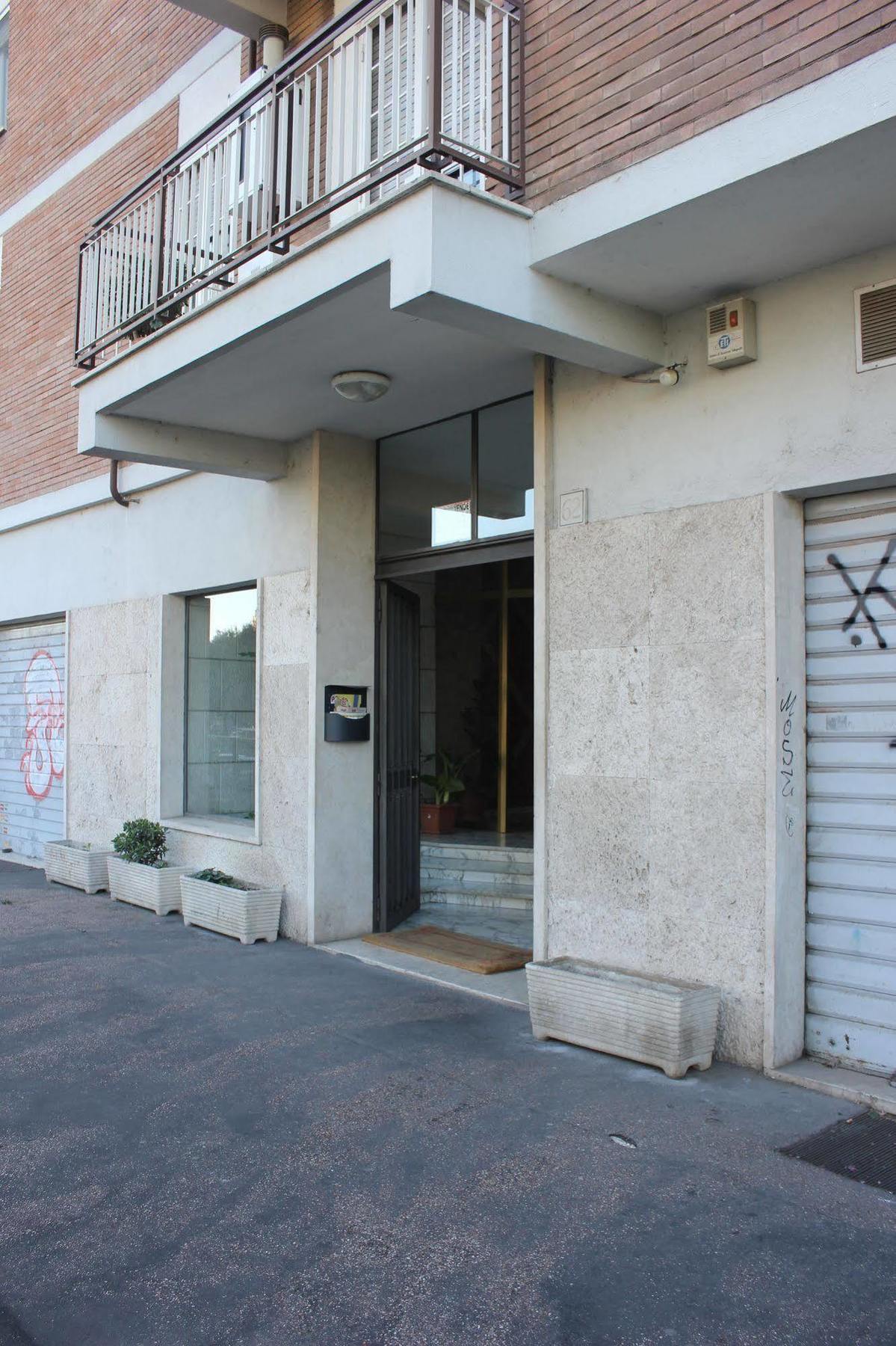 Aparthotel Tourist House Roma Esterno foto